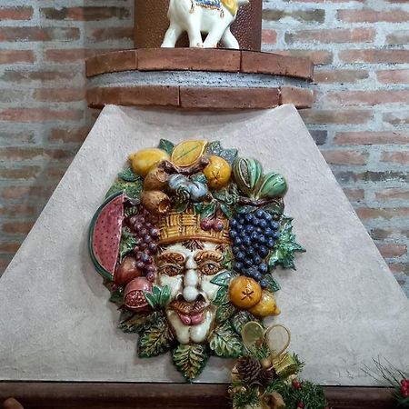 Josephine'S Cottage Misterbianco Bagian luar foto