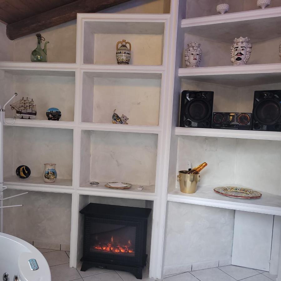 Josephine'S Cottage Misterbianco Bagian luar foto